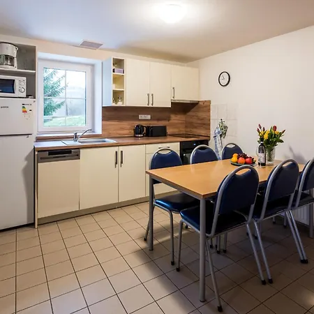 Hill 32 By Interhome Semesterbostad Cista (Hradec Kralove)