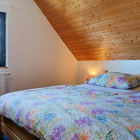 Hill 32 By Interhome Cista (Hradec Kralove)