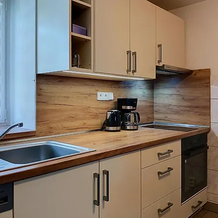 Hill 32 By Interhome