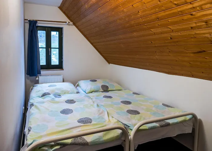 Hill 32 By Interhome