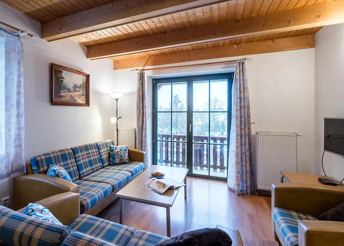 Semesterbostad Hill 32 By Interhome Cista (Hradec Kralove)